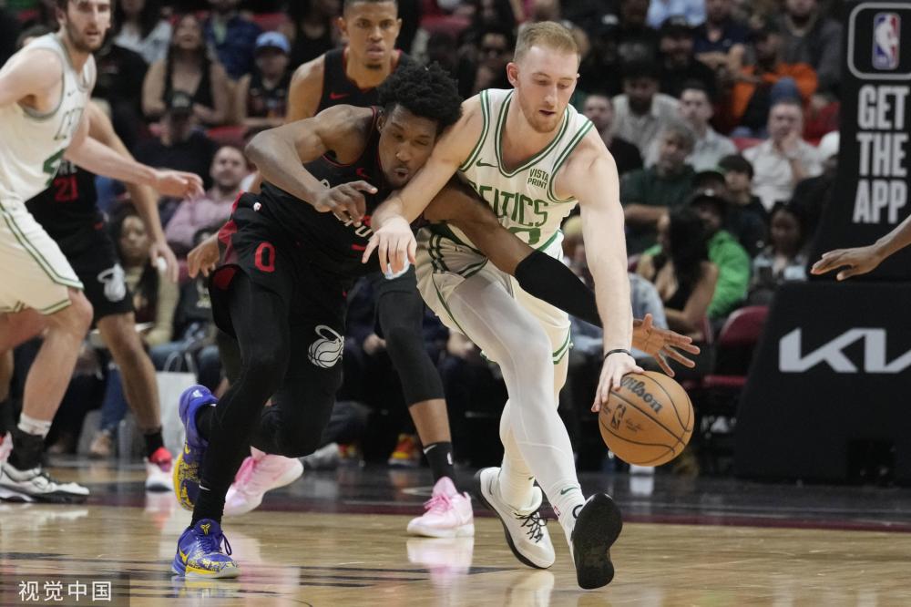 在分析林诗 在分析林诗